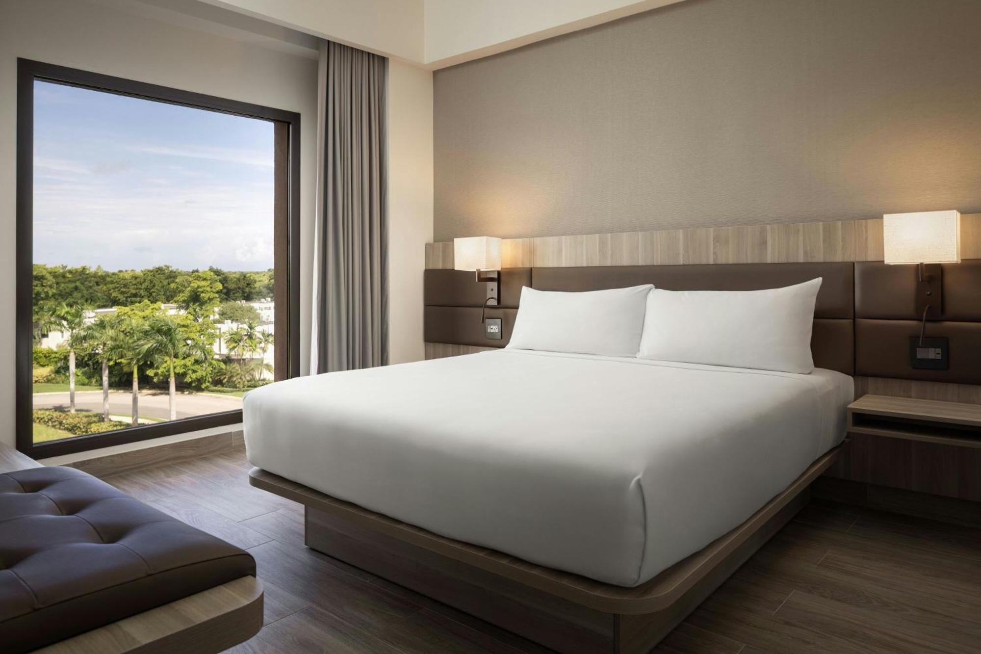 Ac Hotel By Marriott Punta Cana Exteriör bild